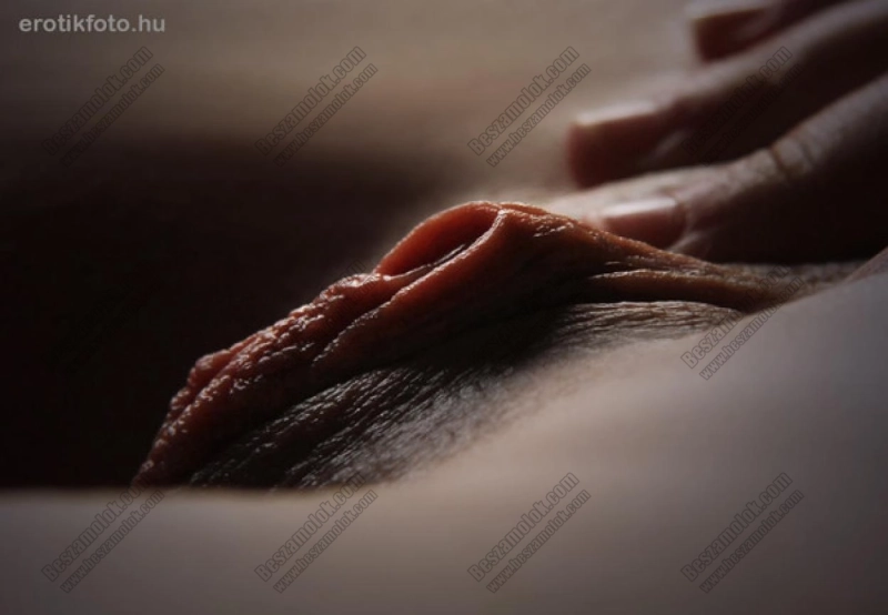 4 kép CsodaPunci. szexpartner 705145417,   