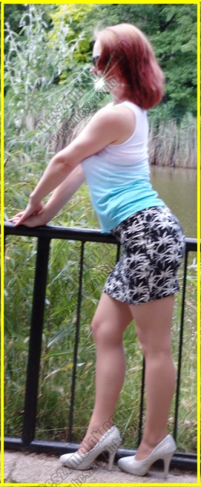 49 kép Valéria. szexpartner 706536591,