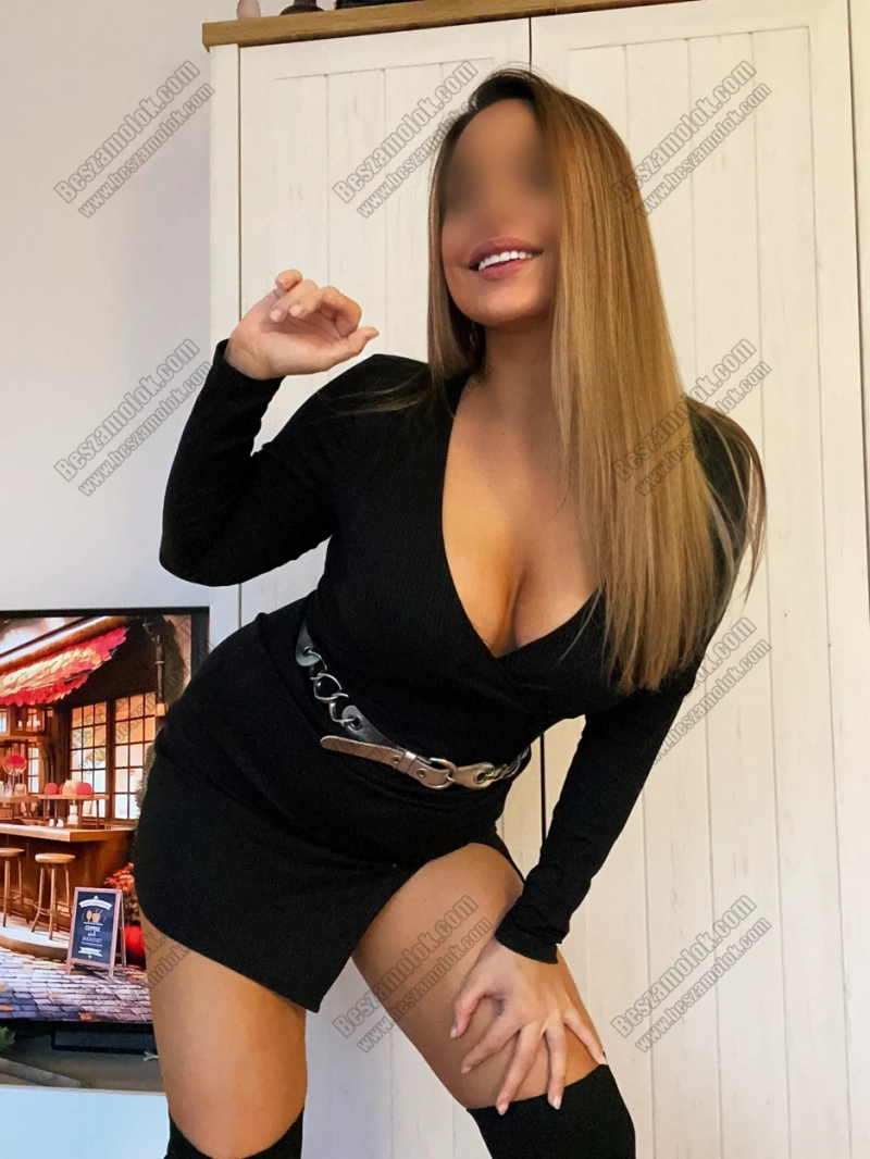 24 kép Vivien. szexpartner 706561232,   