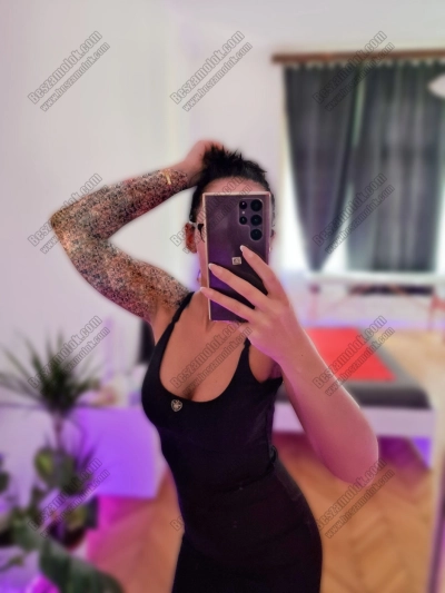 76 kép Evelyn♡. szexpartner 702862086,