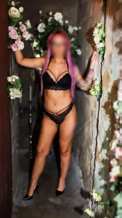 50 kép Evelyn♡. szexpartner 702862086,