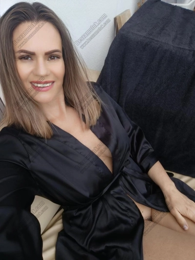 2 kép Lèna. szexpartner 208076233,
