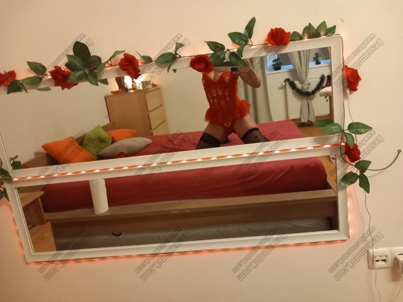15 kép Gréti. erotikus masszázs 202747504,