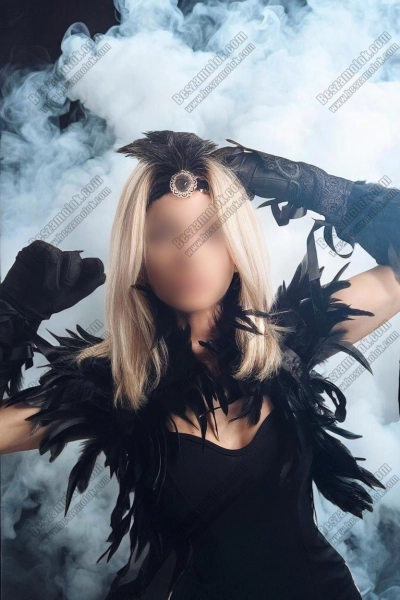 34 kép Freya. szexpartner 707849927, Light in the Darkness
