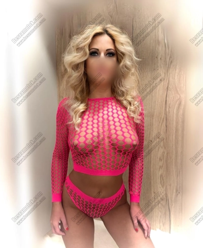 21 kép Barbi. szexpartner 307894642,