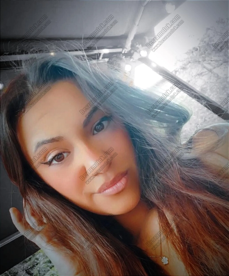 7 kép Szimonetta. szexpartner 304308641,