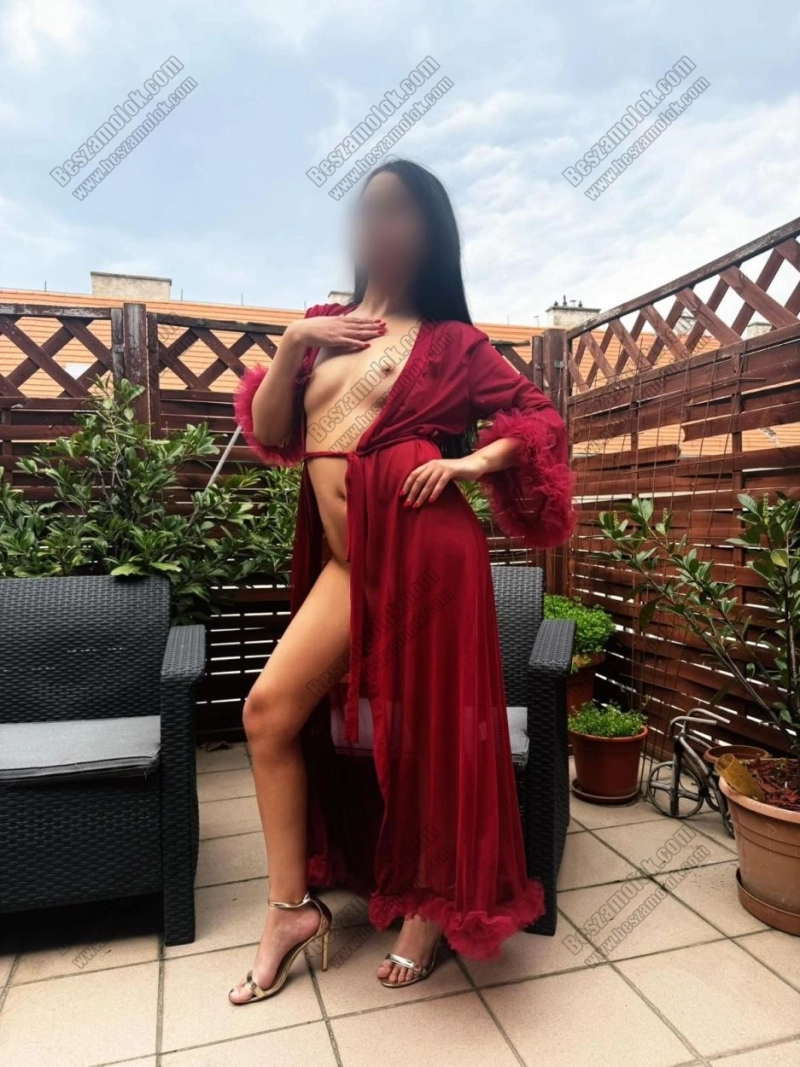 7 kép Zoé. szexpartner 304599137,   